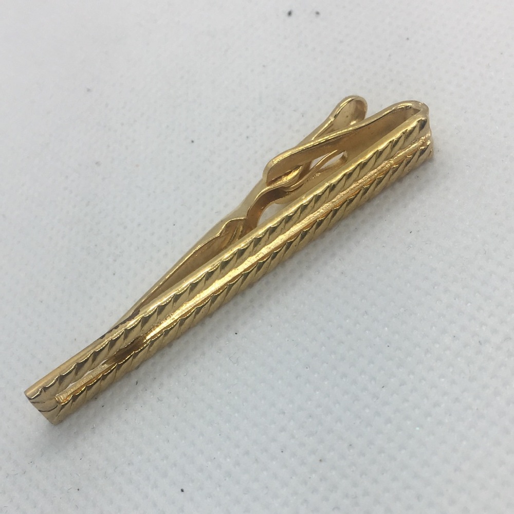 4 for $12: Avon Tie Clip